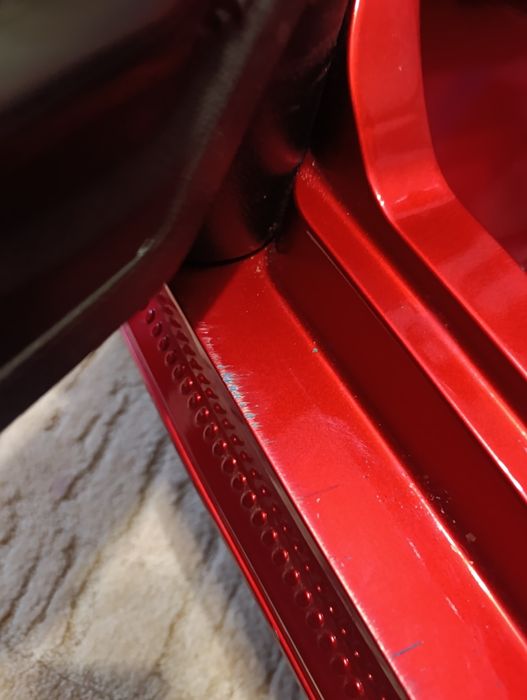 Дитячий електромобіль