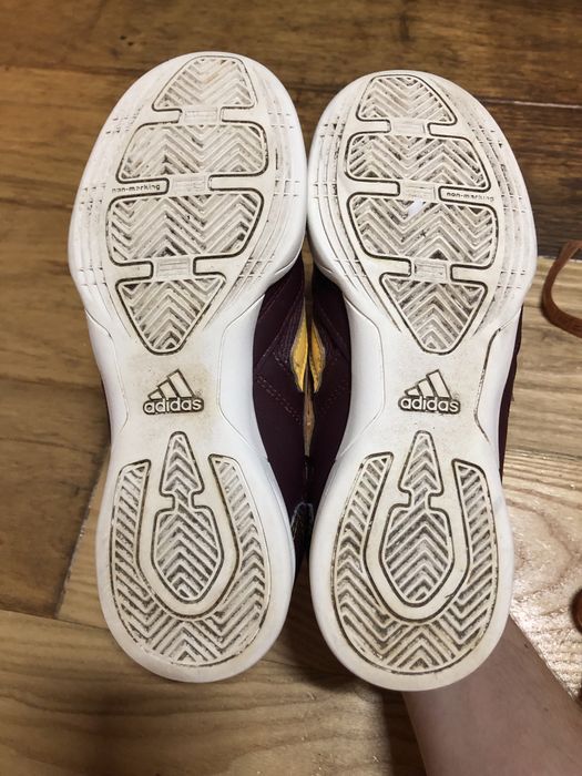 Halówki Adidas FR 35