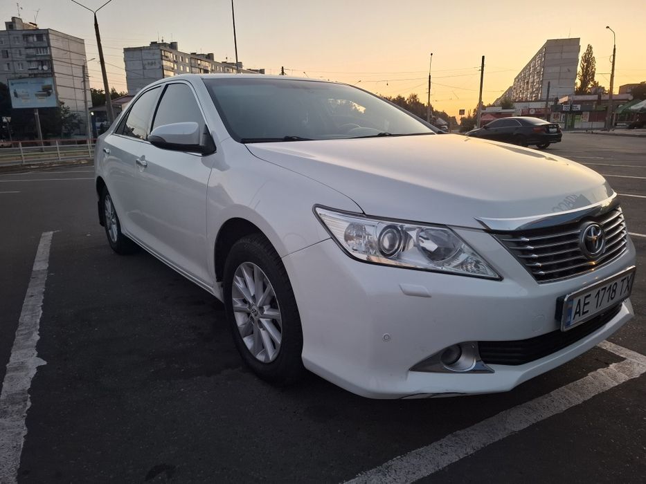 Продам Авто Тойота Камри 50 2011год