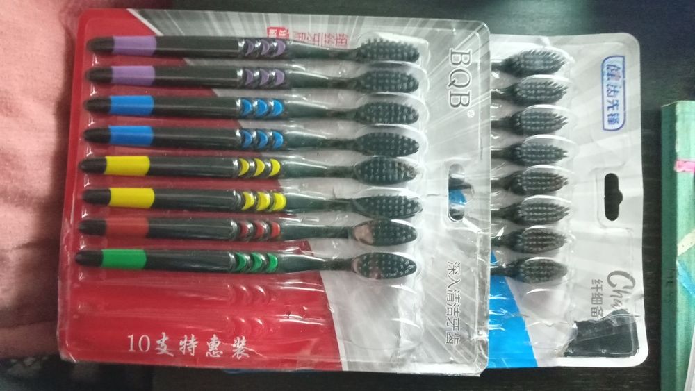 Conjunto de 16 escovas de dentes