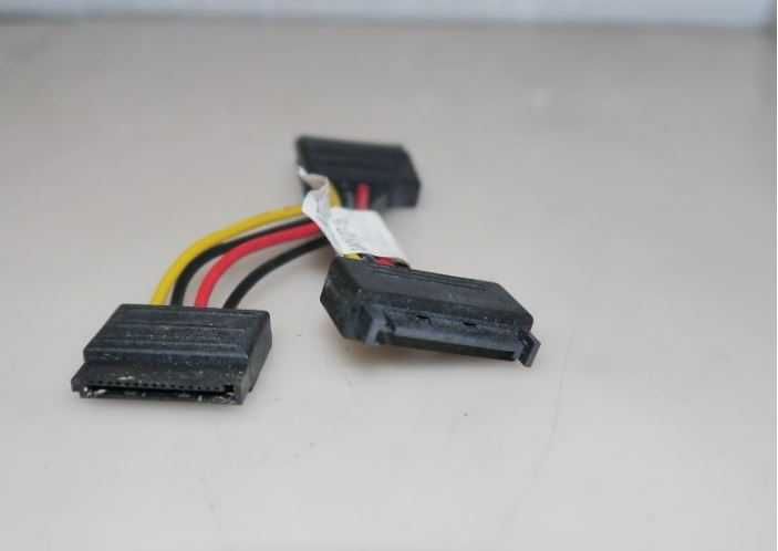 Adapter Rozgałęźnik kabel zasilania SATA 15 pin