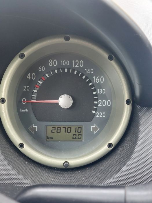 Volkswagen Polo 1.0