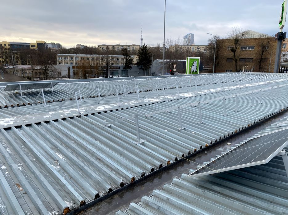 Кріплення для сонячних панелей профіль прижими баластна система