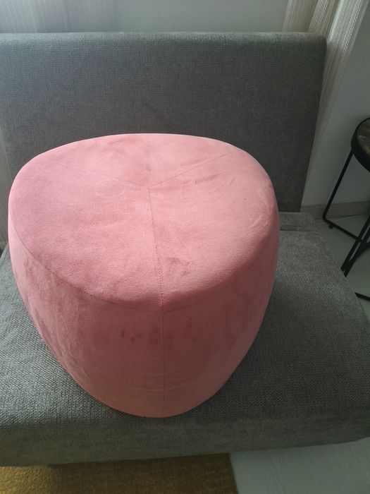 Puff / Mesa de Apoio Hôma (Veludo)