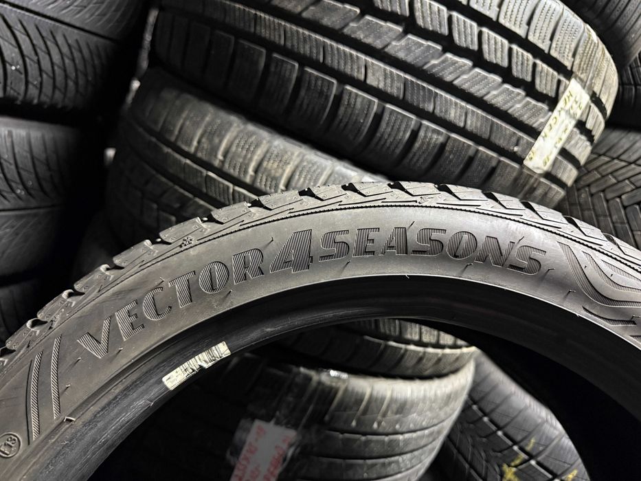 225-45 R19 96W Goodyear Vector 4 Seasons 2шт