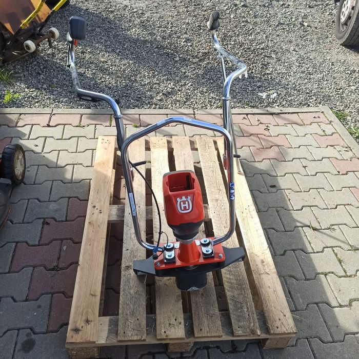 Napęd akumulatorowy do listwy wibracyjnej HUSQVARNA BV30I