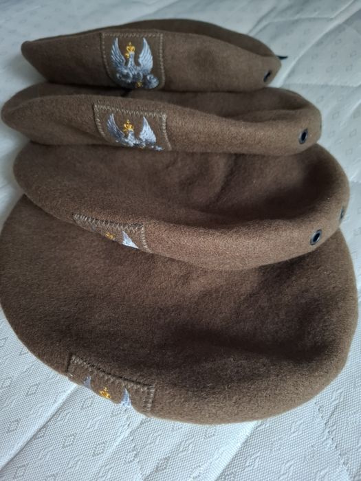 Beret Oliwkowy WOT nowy.