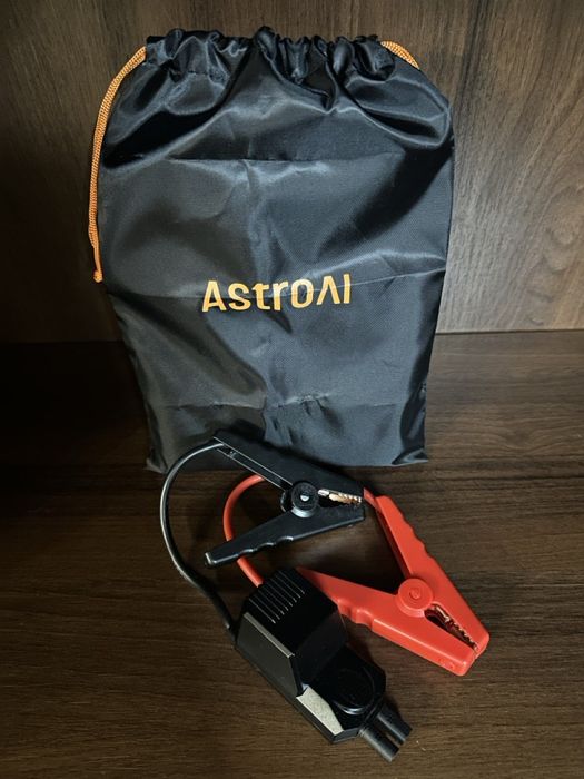 Пусковий пристрій для авто 2000A Jump Starter бустер 12V AstroAI B8 Po