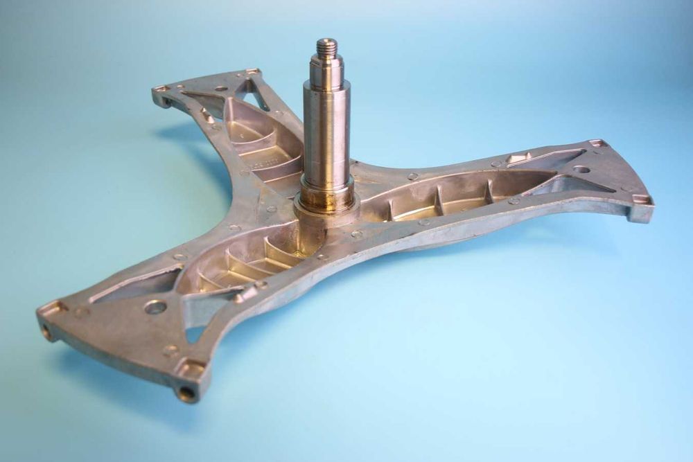 Хрестовина пральної машини BOSCH вал 128 мм, підшипники 6305 та 6207