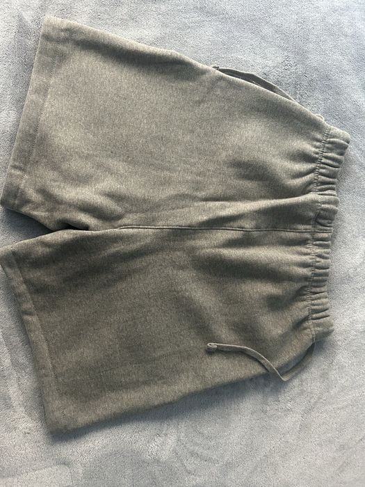 Nowe szare basic spodenki essentials r. S/M