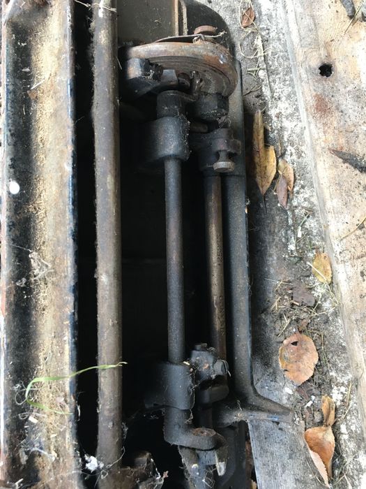 Maszyna antyk Singer bez blatu i nozek