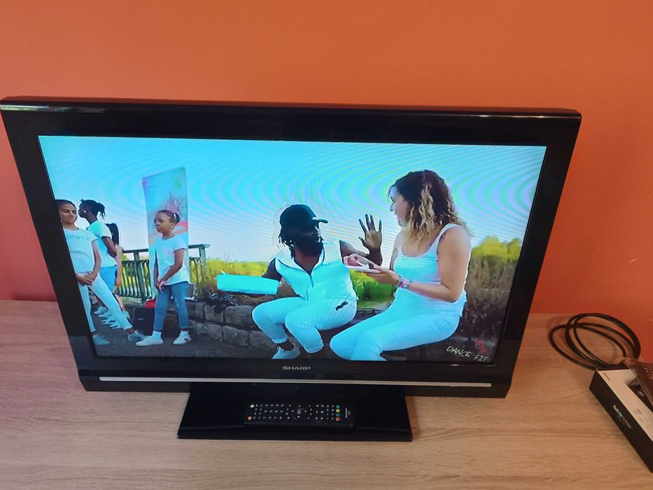 Telewizor w bardzo dobrym stanie.