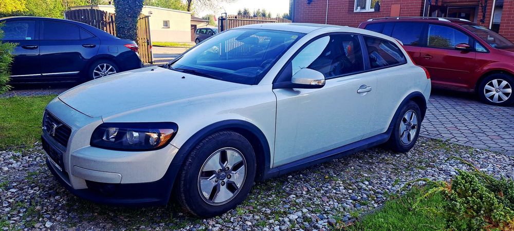 Volvo C30 1.6D 2009r