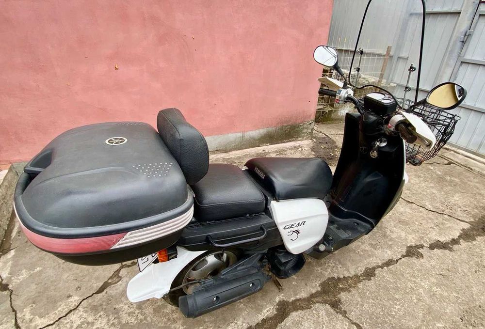 Скутер Yamaha Gear 4T