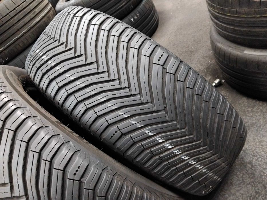 Шини бу 225/55 R19 Michelin Cross Climate 2 SUV Комплект 2024-25року