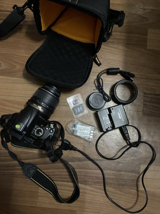 Срочно, продам фотоапарат никон д5000 (nikon )
