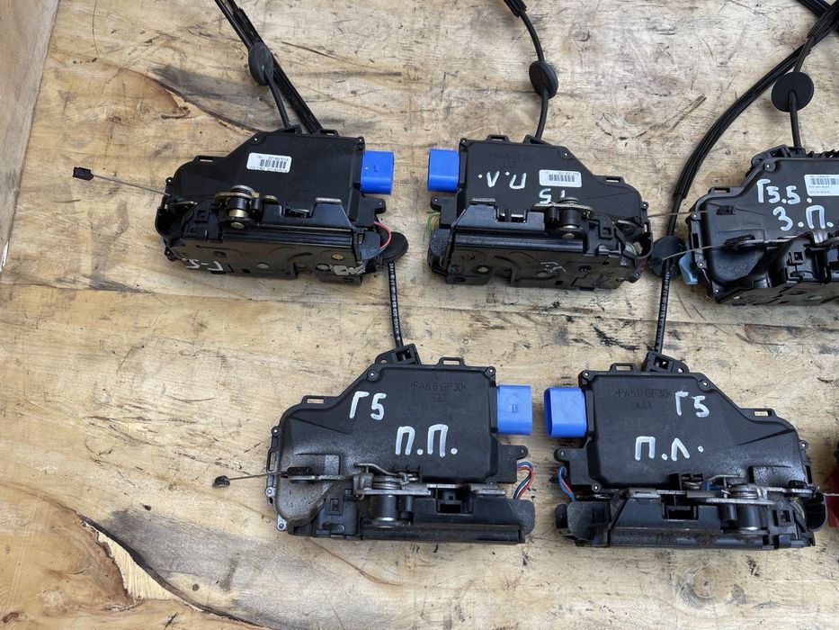 Замок дверей Дверний VW Golf 5 Golf 6 Plus Touran Skoda Octavia VW Passat B6 VW Passat B7