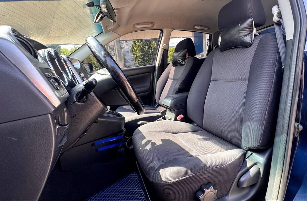 Toyota matrix 2004