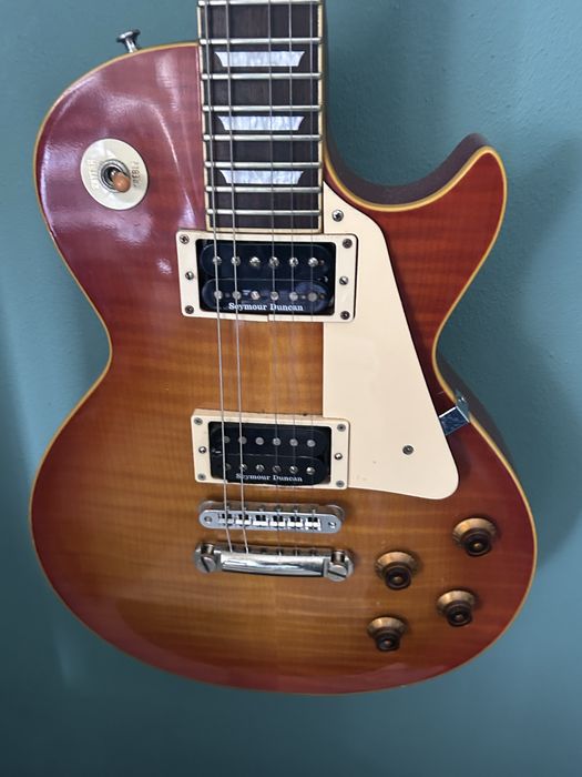 Guitarra Edwards les paul