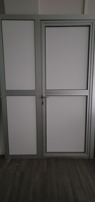 Двері алюмінієві