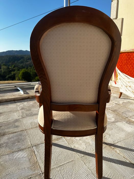 Cadeira modelo napoleão