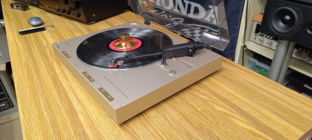 Вініловий програвач  DENON DP-23F (відео роботи )-МС-картридж -DL-80