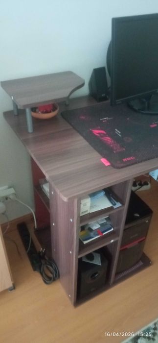 Secretária de Computador