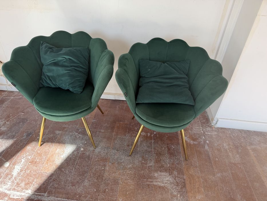 Fotel muszelka butelkowa zielen styl Glamour