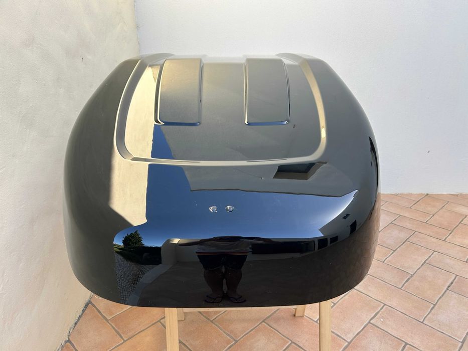 Yakima EasyTrip 550L Roof Box Gloss Black