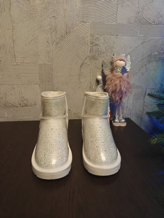 Угги водонепроницаемые,теплые