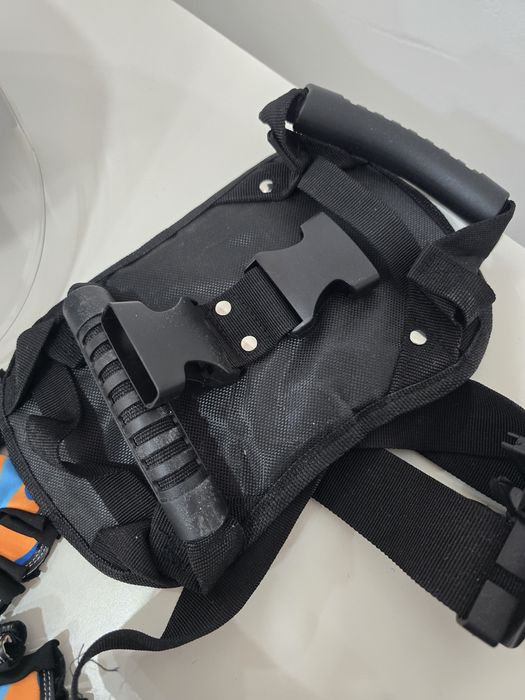 Capacete e luvas criança