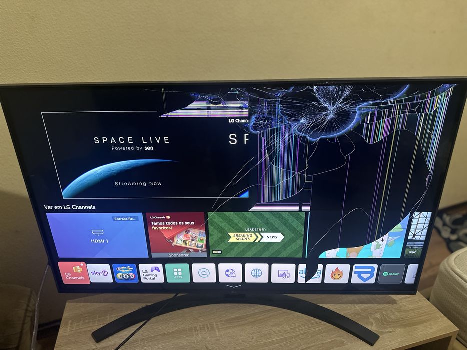 Tv LG 43UP78006LB Para peças ou conserto
