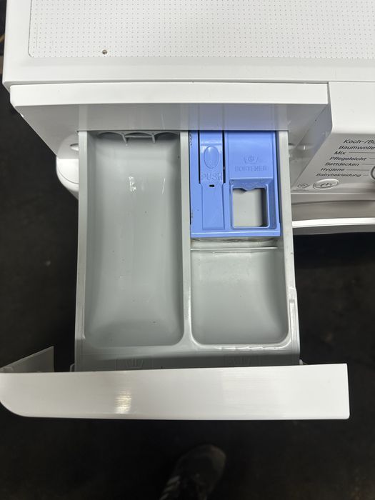 Прально-сушильна машина LG/8|5 кг/A+++/DirectDrive/6Motion/Steam