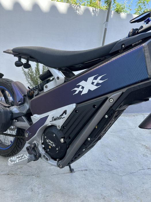 Talaria XXX L1E - Impecavel