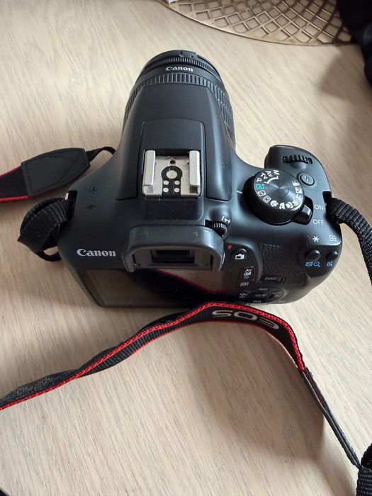 Canon 1300D (DSLR)