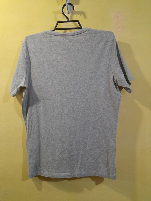 GUESS оригінал S жіноча бавовняна футболка з паєтками