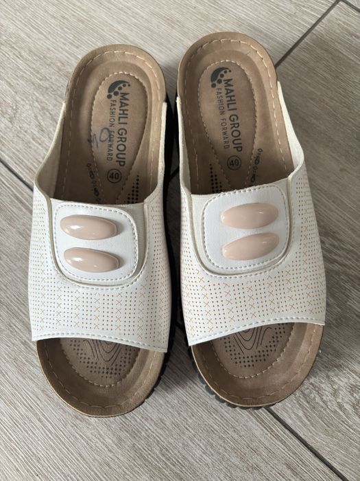 Шльопанці жіночі, торг.