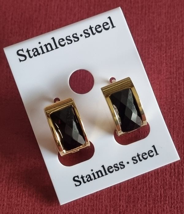 Gold Hoop Earrings Made of Steel, Small but Thick, with a Black Stone.