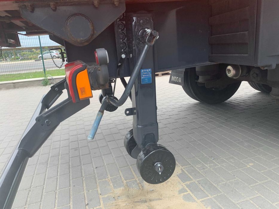 Напівпричіп самоскид Mega, intrax, 56м3, 2009 р, 6.8 т, алюмінієвий