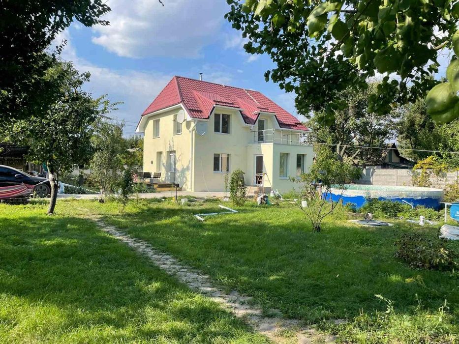 Продам  будинок  на Лівобережному-3