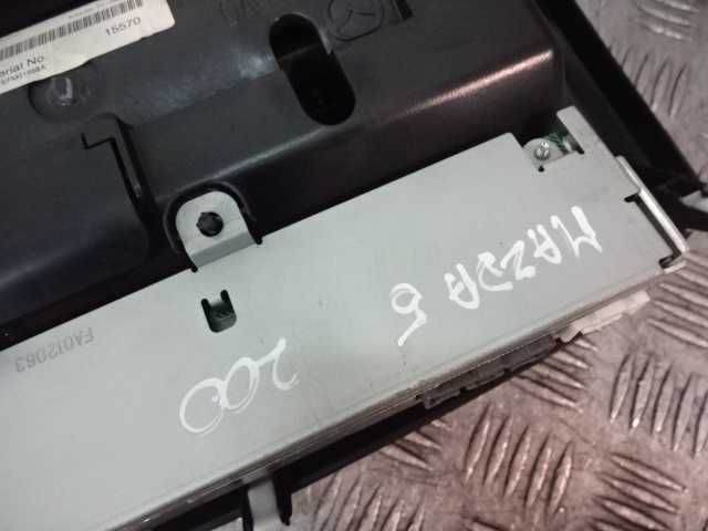 Mazda 5 monitor nawigacji wyświetlacz