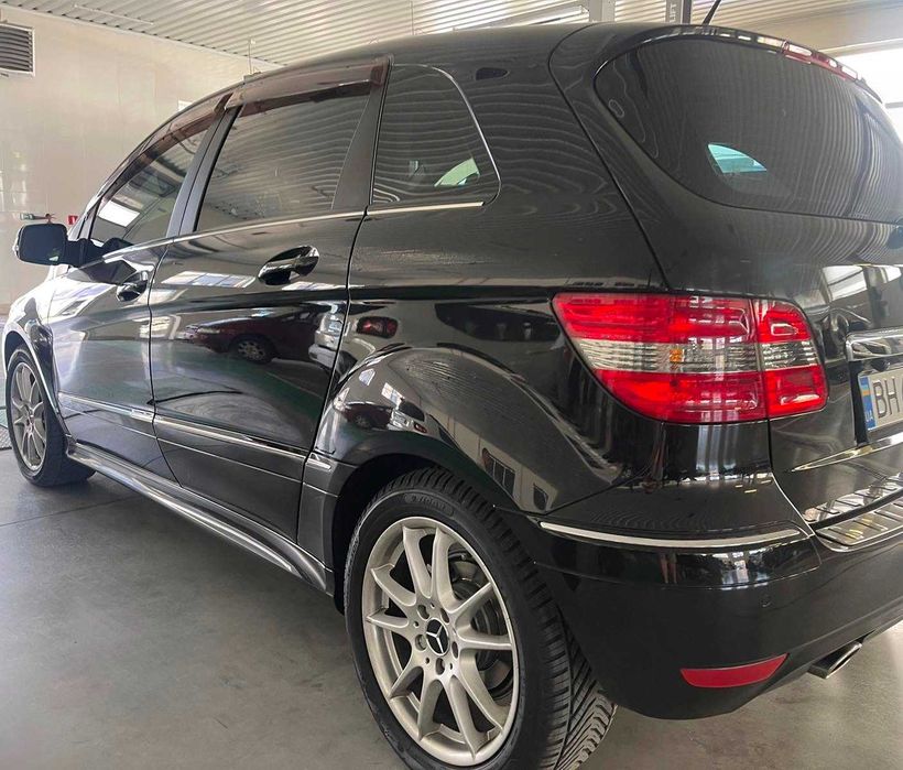 Mercedes-Benz B-Class 2010 • W245 (FL)  • 2.0  AT (136 к.с.)  • Premium full