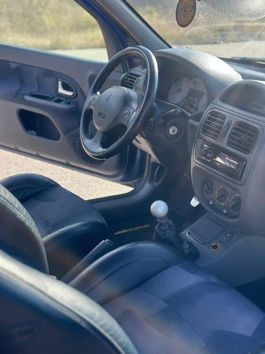 Renault Clio 2 1.6 16v