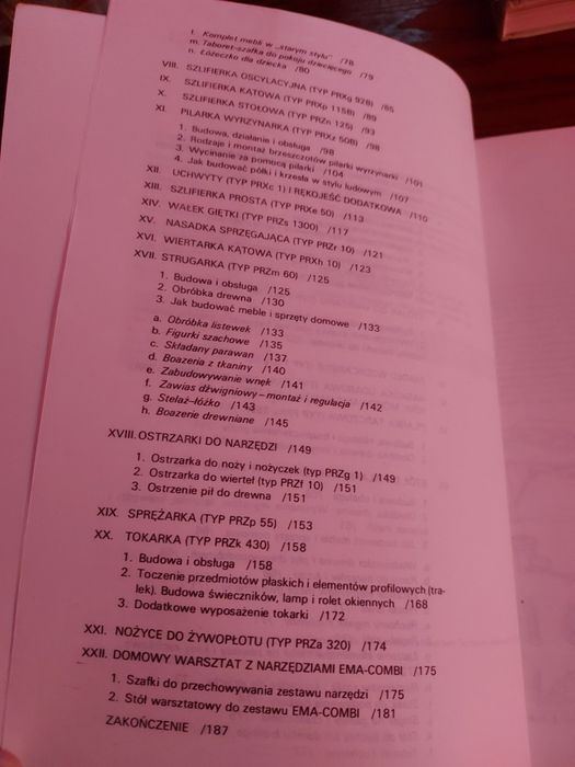 Adam Słodowy majsterkuję narzędziami