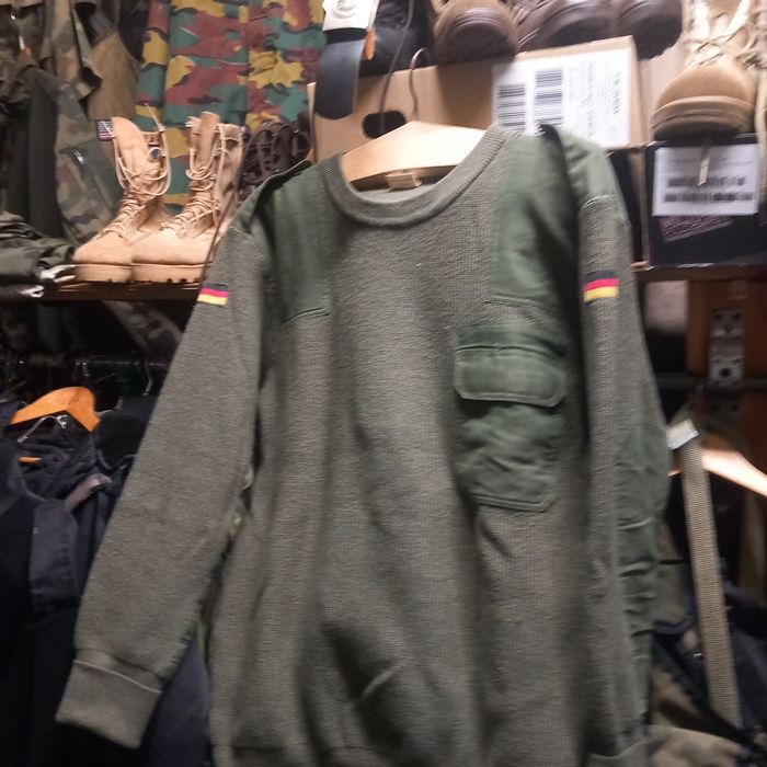 Wojskowy sweter bundeswehr roz. 52