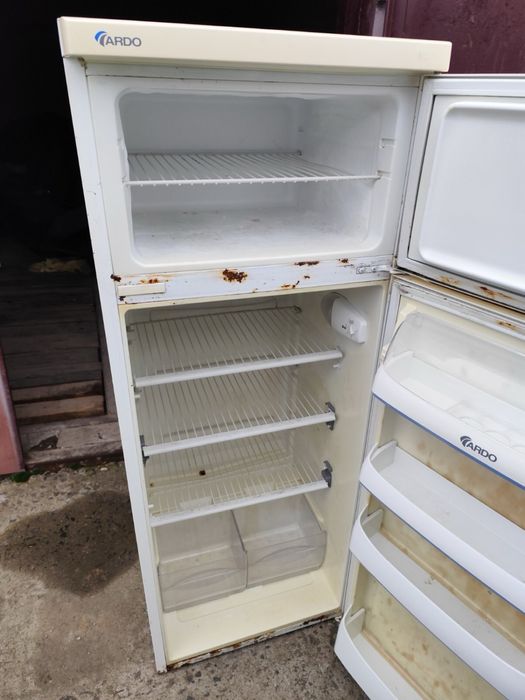 Холодильник ARDO, робочий