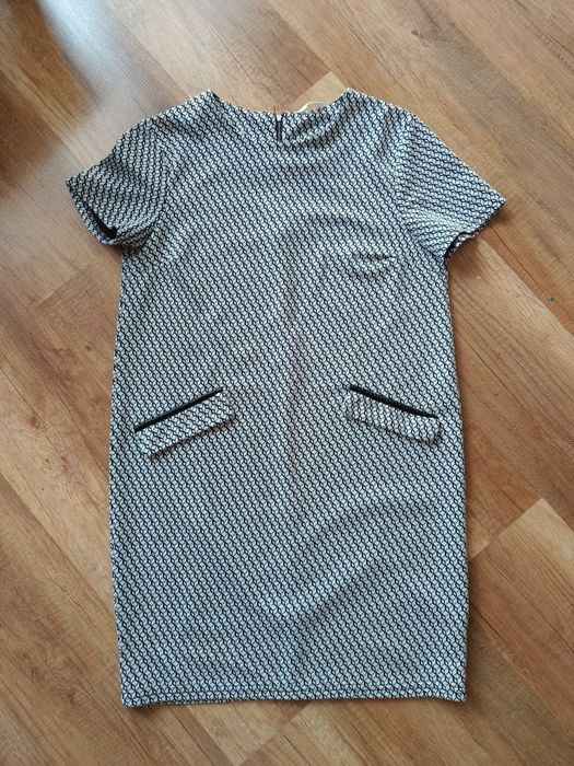 Sukienka na zamek M/L