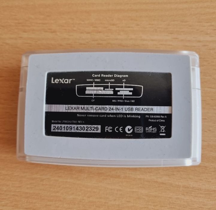 Картридер  Lexar Multi-Card 25 in 1 USB3.0 Card Reader LRW025URBAP