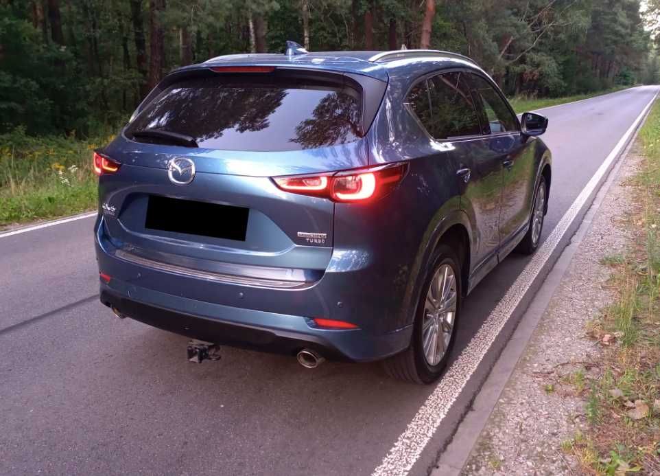 Mazda CX-5 Signature 2023 року