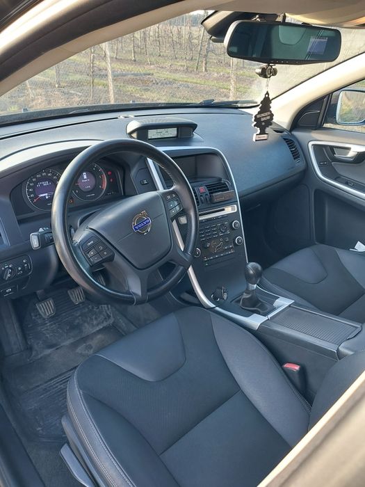 Volvo xc 60 2.4 D5 175km hak